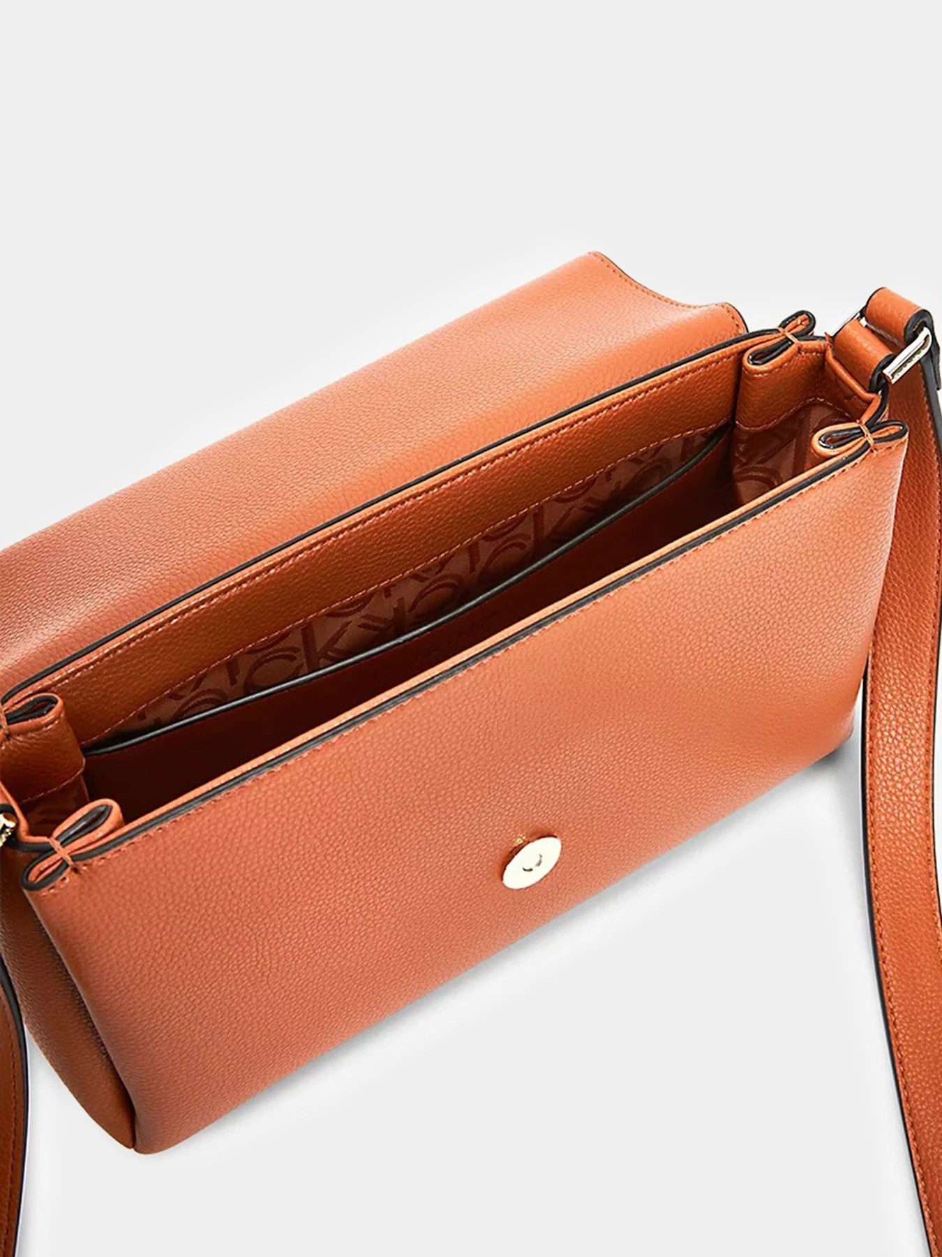 Сумки Calvin Klein модель K60K608181_GAC Сумки Calvin Klein модель K60K608181_GAC Фото