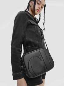 Сумки Calvin Klein модель K60K608225_BDS Фото