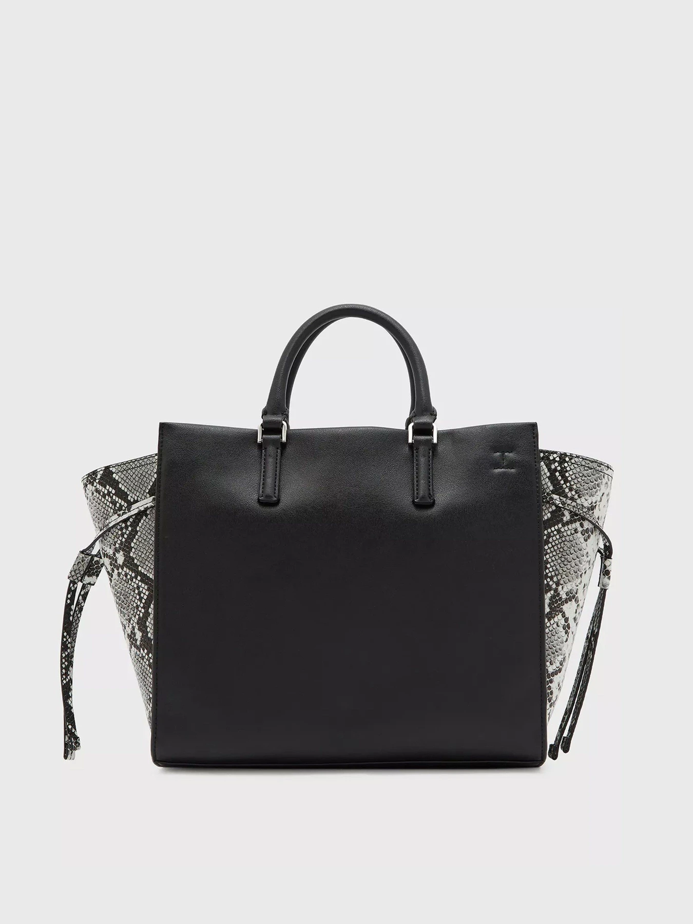 Сумки Calvin Klein модель K60K608315_0GK Сумки Calvin Klein модель K60K608315_0GK Фото