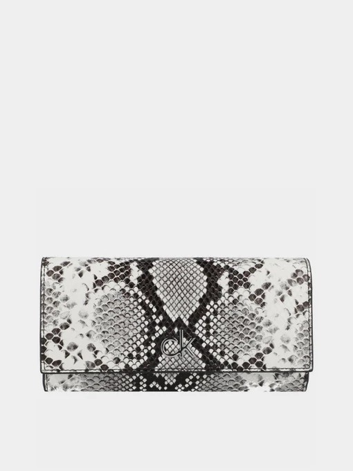 Кошельки Calvin Klein Re-Lock Trifold Lg Python модель K60K608327_0GK Фото