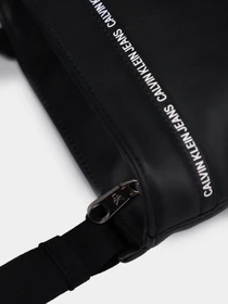 Сумки Calvin Klein модель K50K507211_BDS Фото