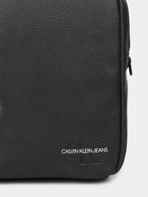Сумки Calvin Klein модель K50K507216_BDS Фото