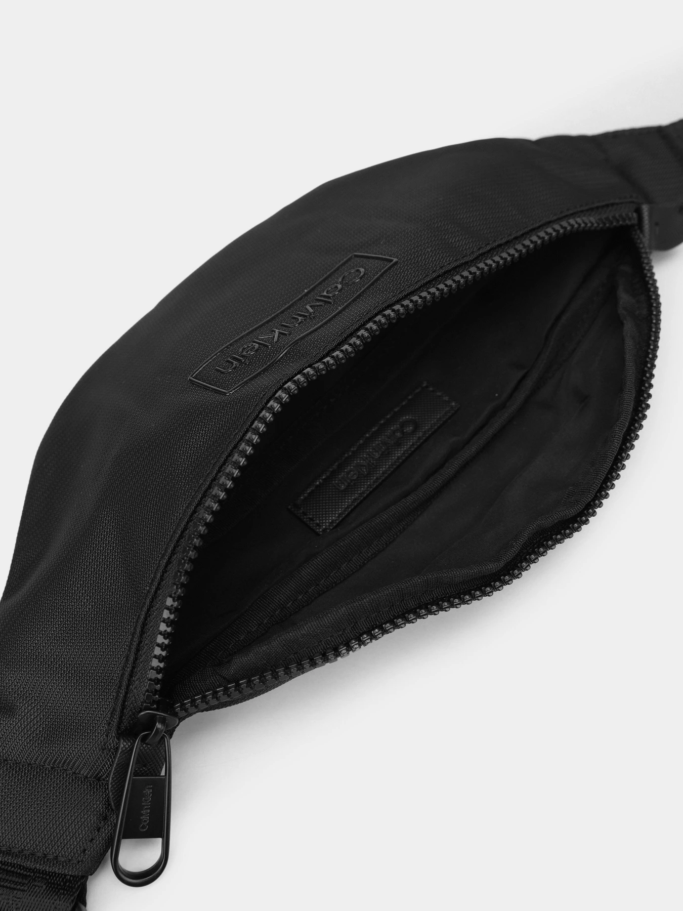 Сумки Calvin Klein модель K50K507297_BAX Фото