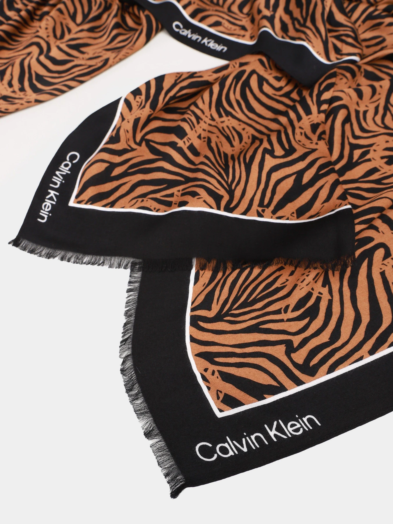 Шарфы и платки Calvin Klein модель K60K608489_0GO Фото