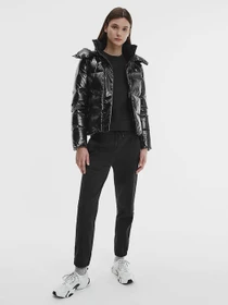 Куртки та дублянки Calvin Klein модель J20J216260_BEH Фото