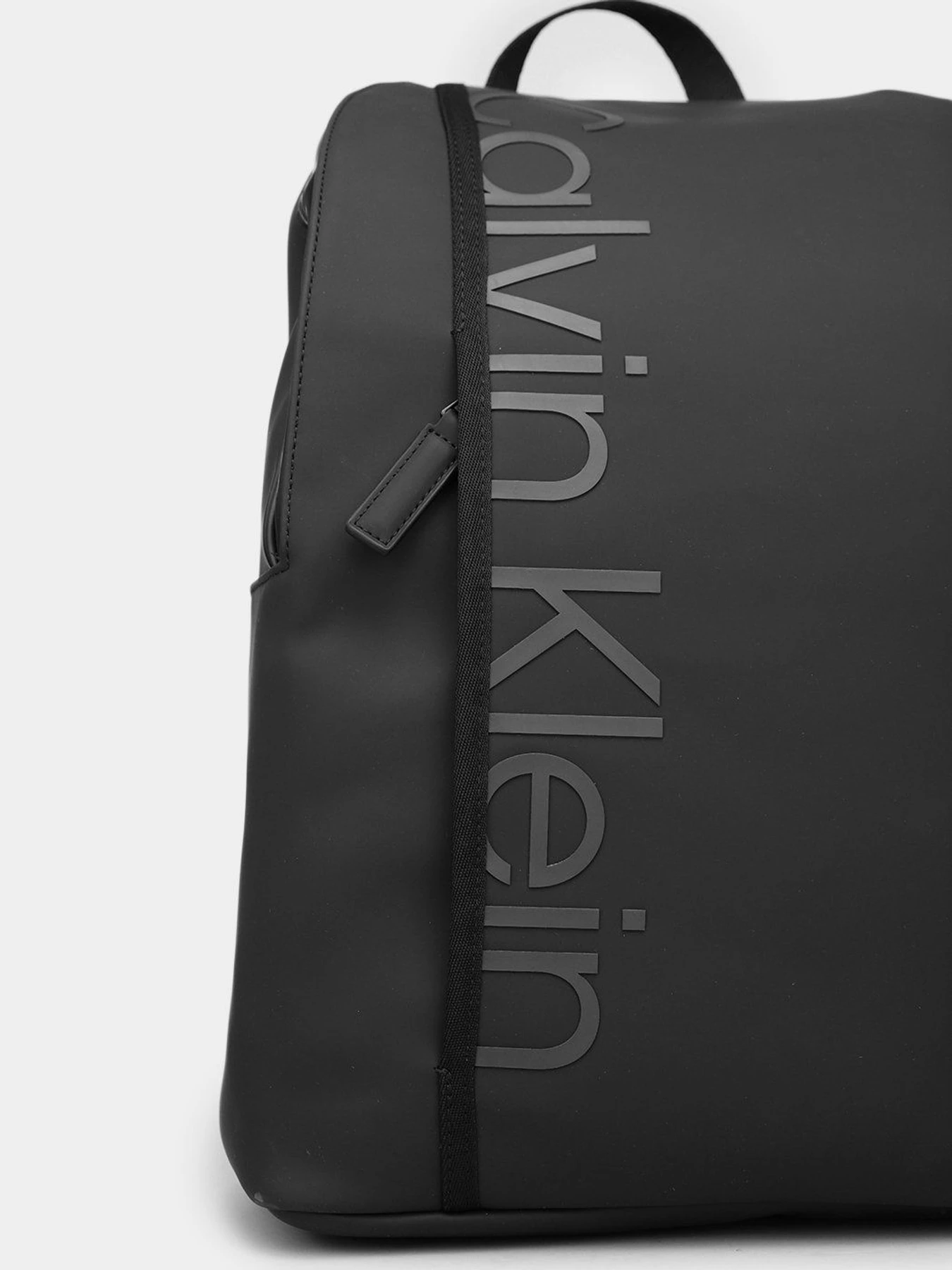 Рюкзаки Calvin Klein модель K50K507322_BAX Рюкзаки Calvin Klein модель K50K507322_BAX Фото