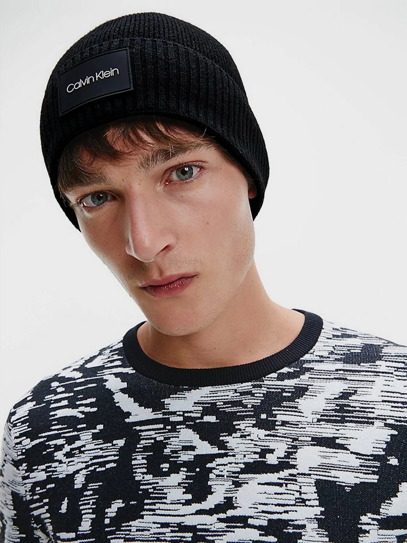 Шапки та кепки Calvin Klein Ttw Patch Rib модель K50K507529_BAX Шапки та кепки Calvin Klein Ttw Patch Rib модель K50K507529_BAX Фото