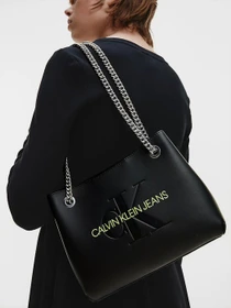 Сумки Calvin Klein модель K60K608690_BDS Фото