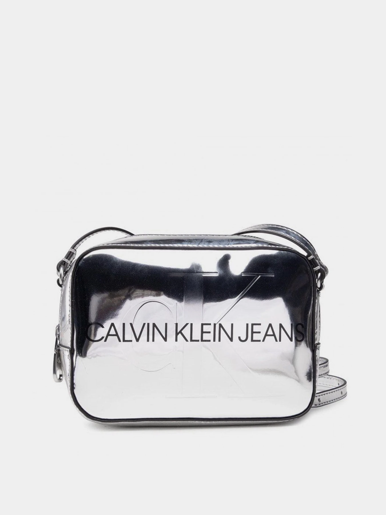 Сумки Calvin Klein модель K60K608377_01P Сумки Calvin Klein модель K60K608377_01P Фото