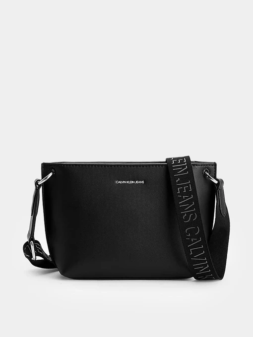 Сумки Calvin Klein модель K60K608383_BDS Фото