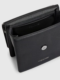 Сумки Calvin Klein модель K60K608448_BAX Фото