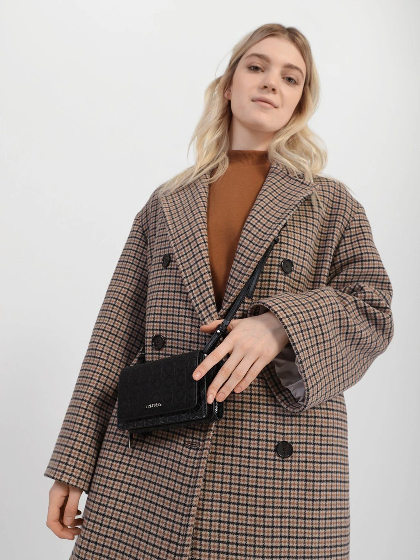 Кошельки Calvin Klein модель K60K608457_0GJ Кошельки Calvin Klein модель K60K608457_0GJ Фото
