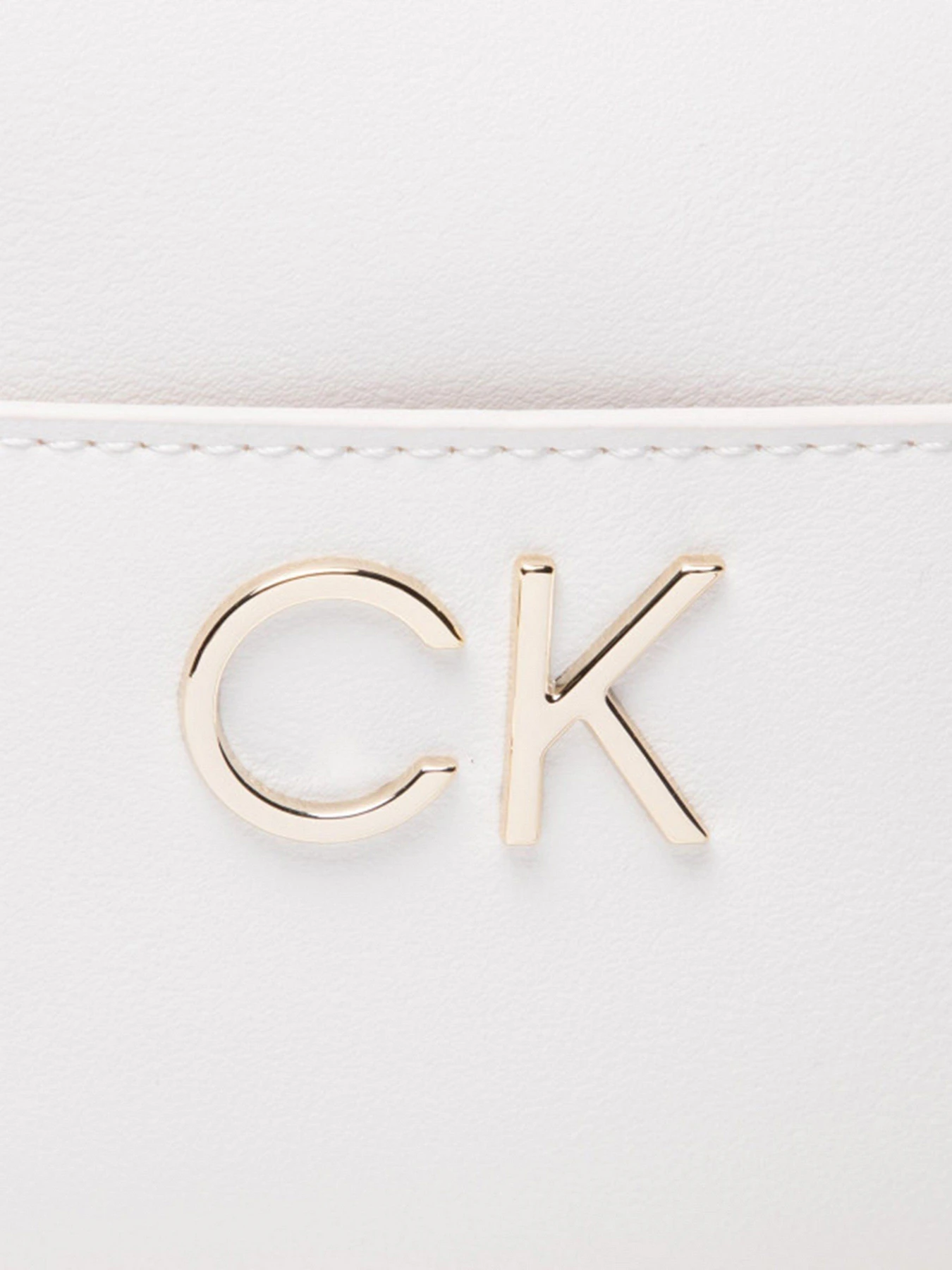 Сумки Calvin Klein модель K60K608982_YAV Сумки Calvin Klein модель K60K608982_YAV Фото
