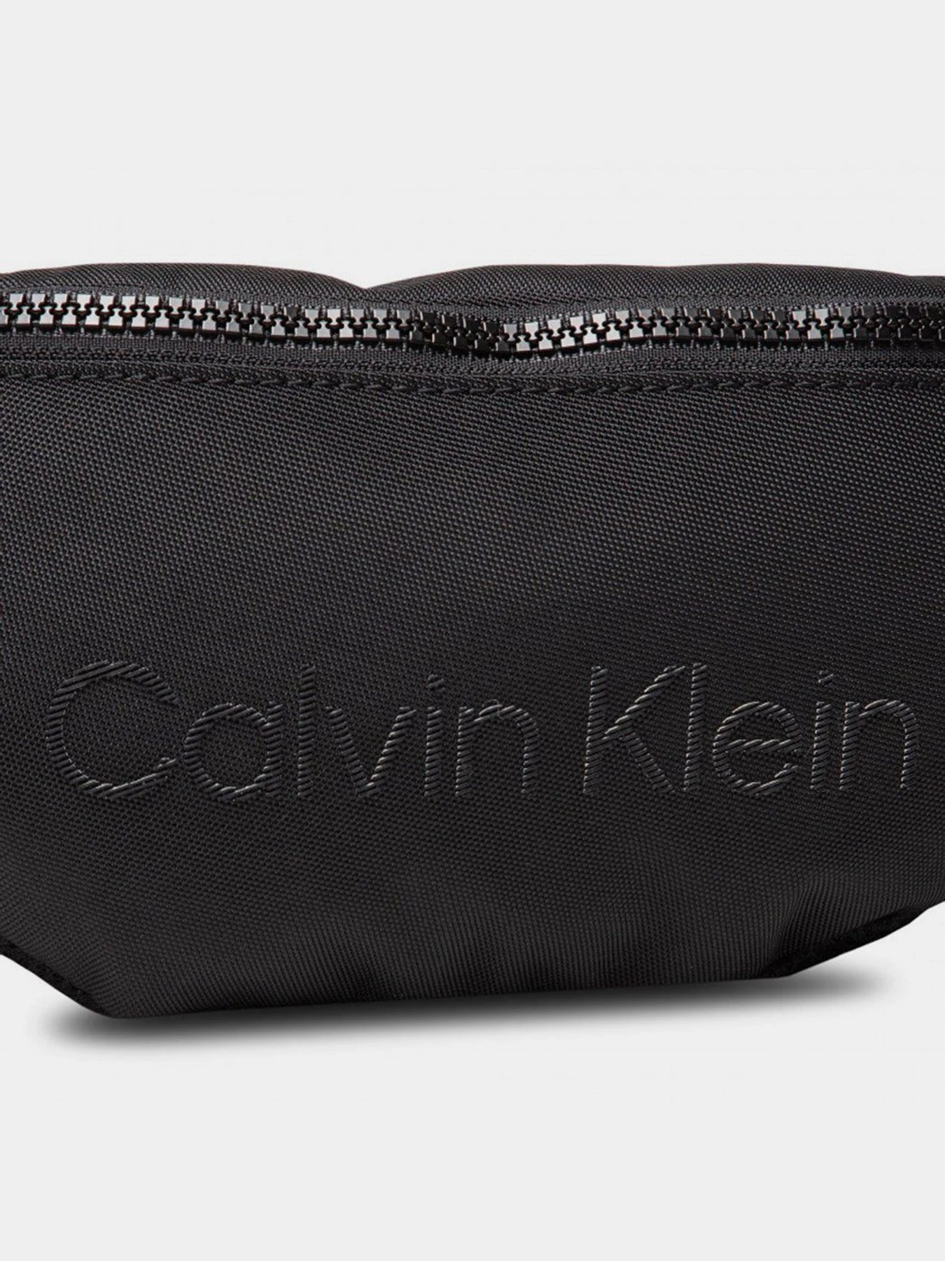 Сумки Calvin Klein модель K50K507800_BAX Сумки Calvin Klein модель K50K507800_BAX Фото