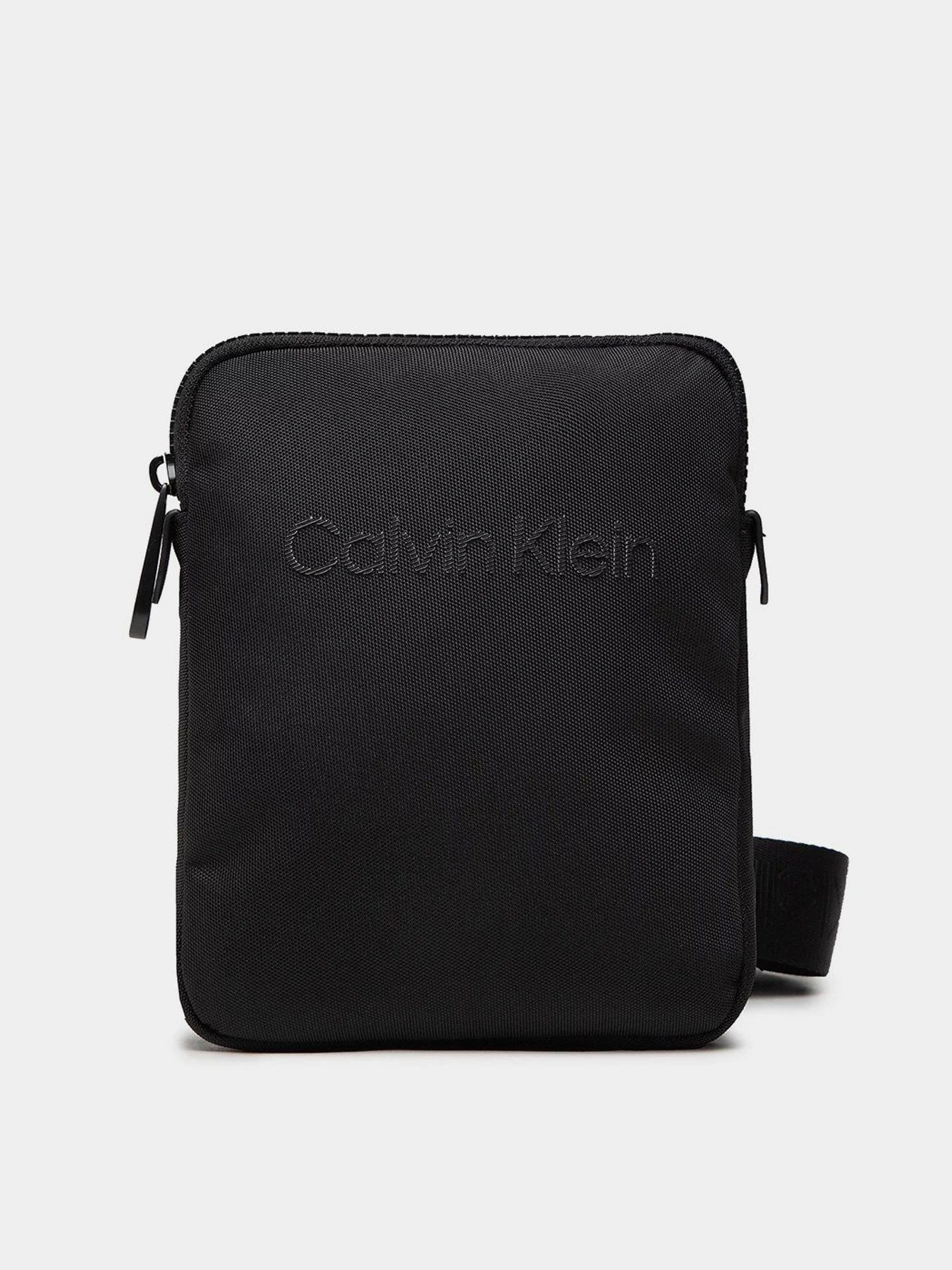 Сумки Calvin Klein модель K50K507814_BAX Сумки Calvin Klein модель K50K507814_BAX Фото