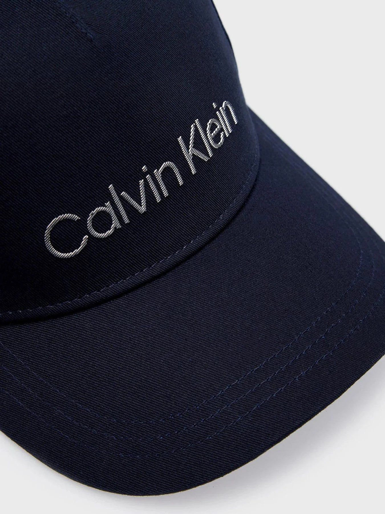 Шапки та кепки Calvin Klein модель K50K508166_BA7 Шапки та кепки Calvin Klein модель K50K508166_BA7 Фото