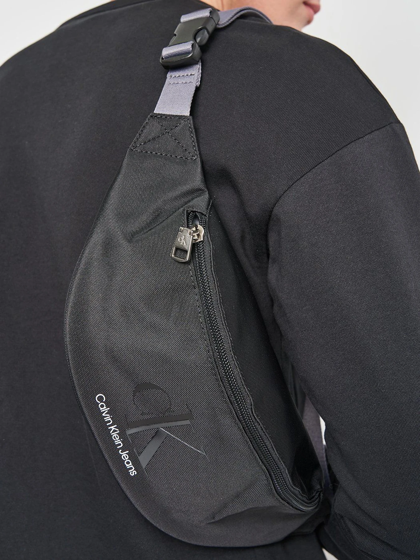 Сумки Calvin Klein модель K50K508186_BDS Фото