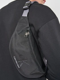 Сумки Calvin Klein модель K50K508186_BDS Фото