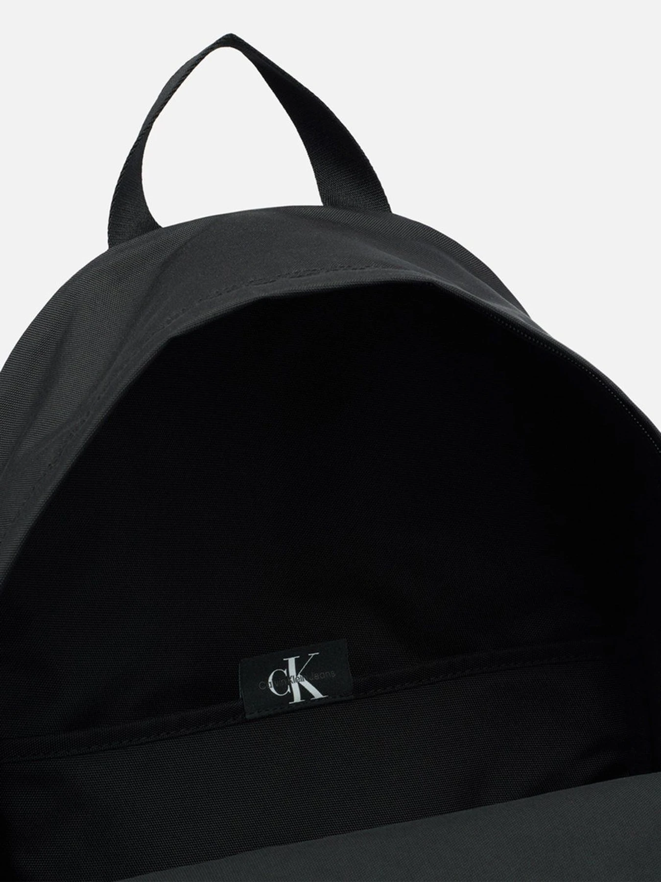 Рюкзаки Calvin Klein модель K50K508191_01A Рюкзаки Calvin Klein модель K50K508191_01A Фото