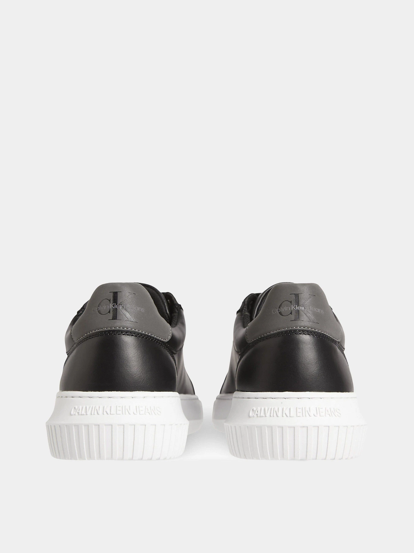 Кросівки Calvin Klein Chunky Cupsole Laceup Low модель YM0YM00536-00T Кросівки Calvin Klein Chunky Cupsole Laceup Low модель YM0YM00536-00T Фото