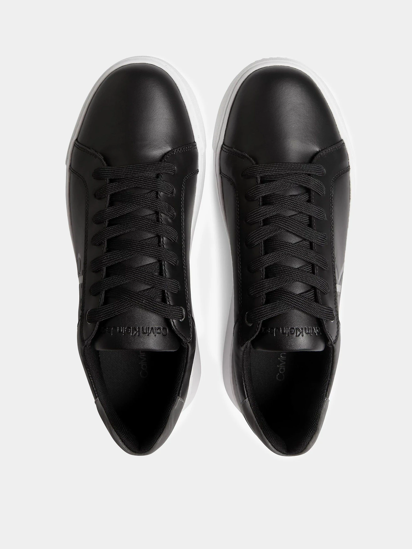 Кросівки Calvin Klein Chunky Cupsole Laceup Low модель YM0YM00536-00T Кросівки Calvin Klein Chunky Cupsole Laceup Low модель YM0YM00536-00T Фото