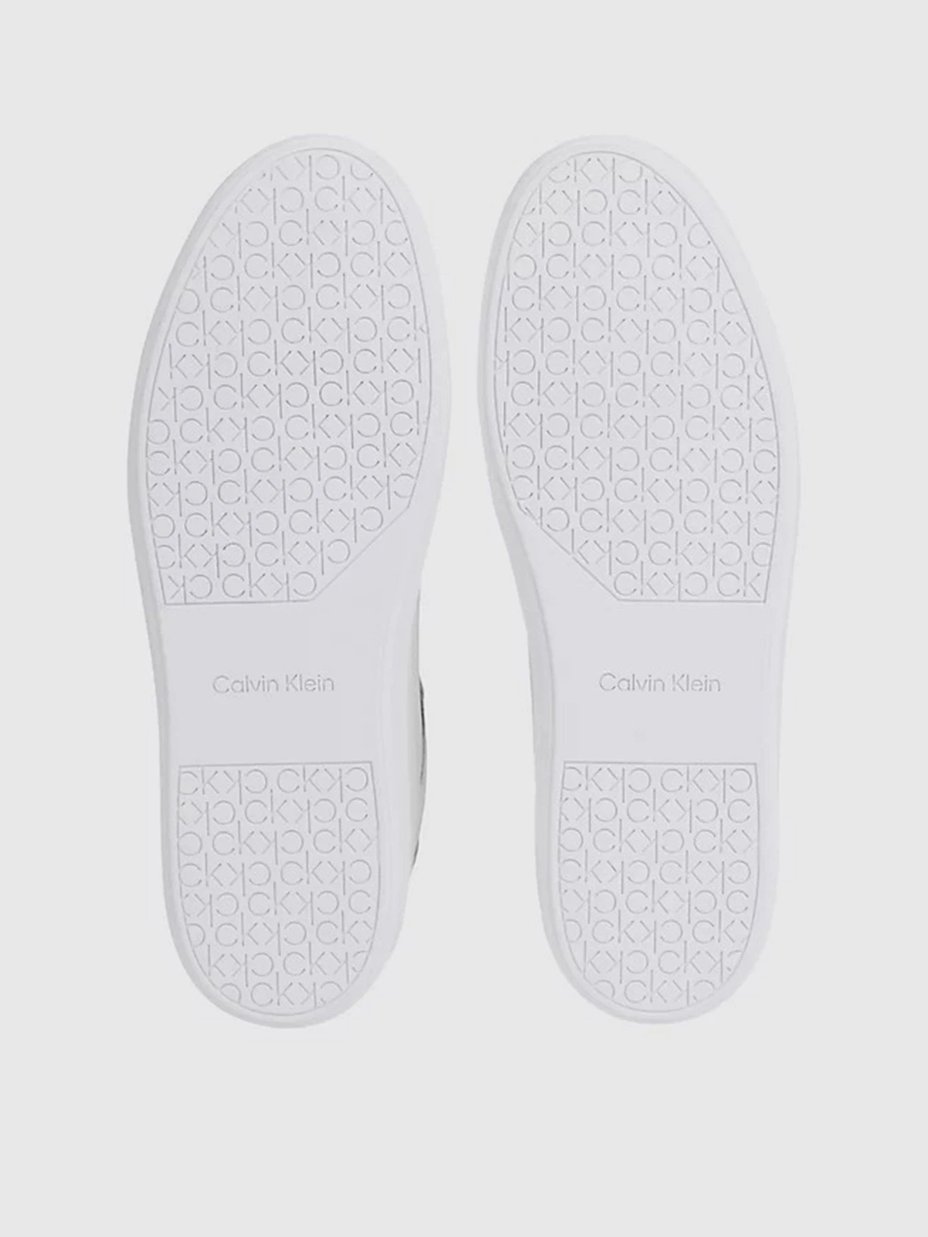 Кеды Calvin Klein Low Top Lace Up Lth модель HM0HM00471-01S Кеды Calvin Klein Low Top Lace Up Lth модель HM0HM00471-01S Фото