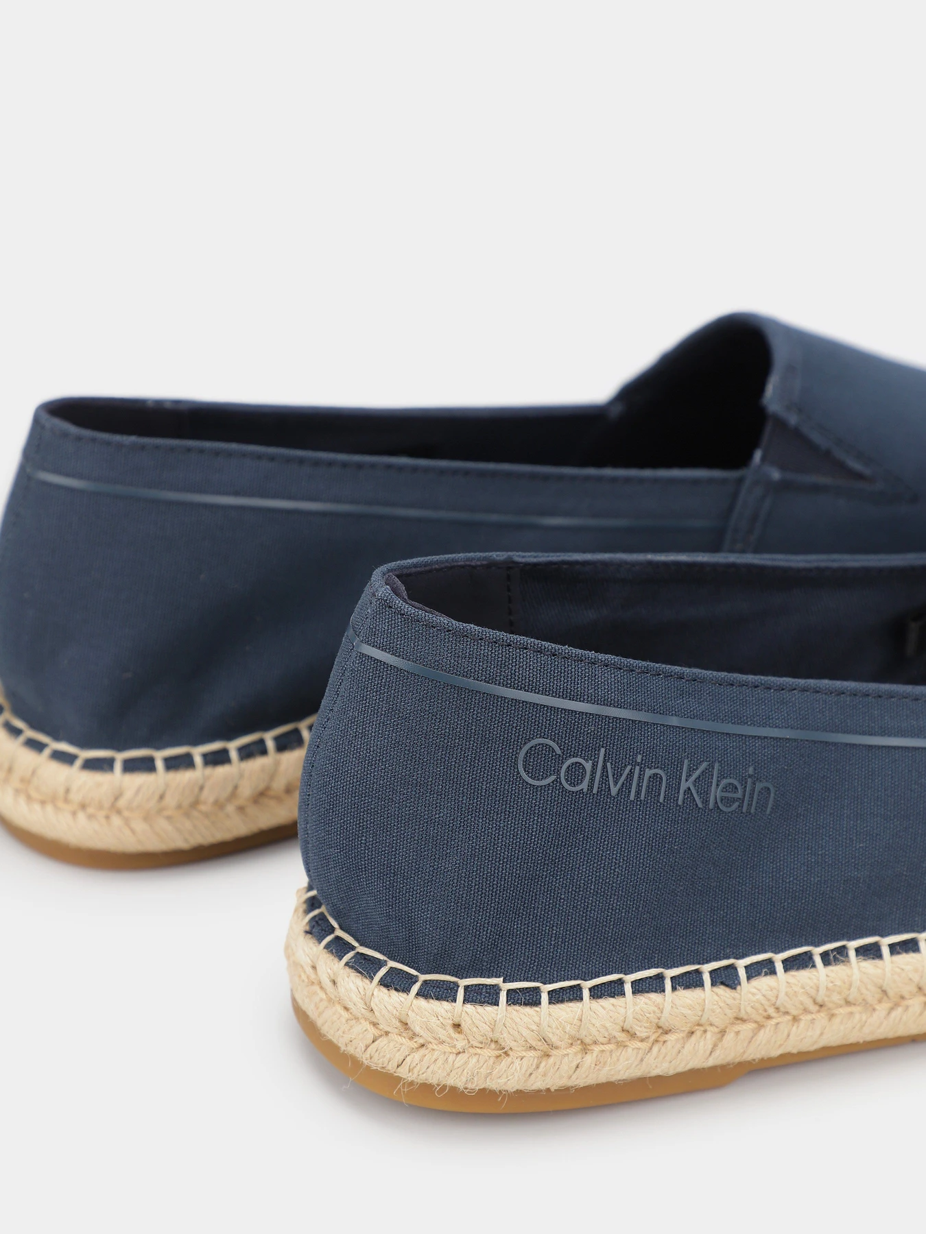 Сліпони та мокасини Calvin Klein Espadrille модель HM0HM00539-DW4 Фото