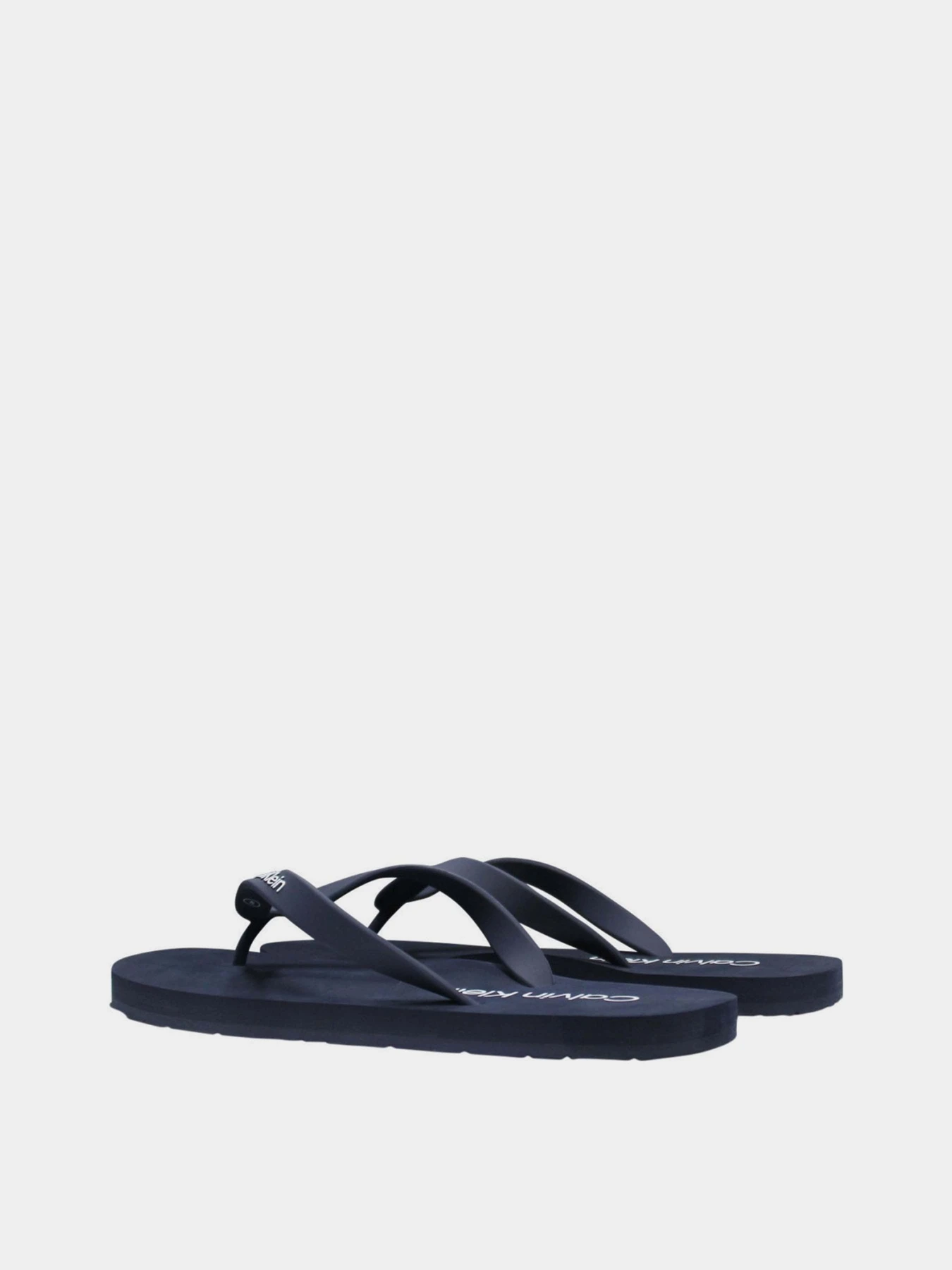 Шлёпанцы Calvin Klein Flip Flop Rubber модель HM0HM00956-DW4 Шлёпанцы Calvin Klein Flip Flop Rubber модель HM0HM00956-DW4 Фото
