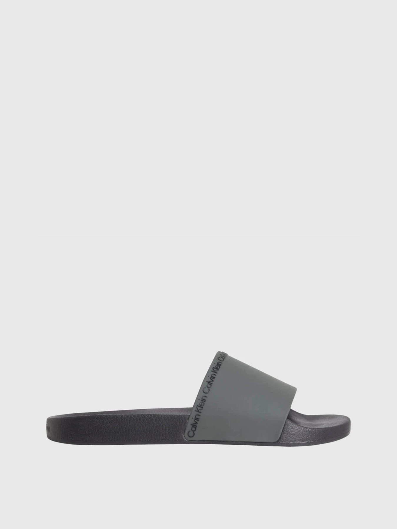 Шлёпанцы Calvin Klein Pool Slide Rubber модель HM0HM00981-MRZ Шлёпанцы Calvin Klein Pool Slide Rubber модель HM0HM00981-MRZ Фото
