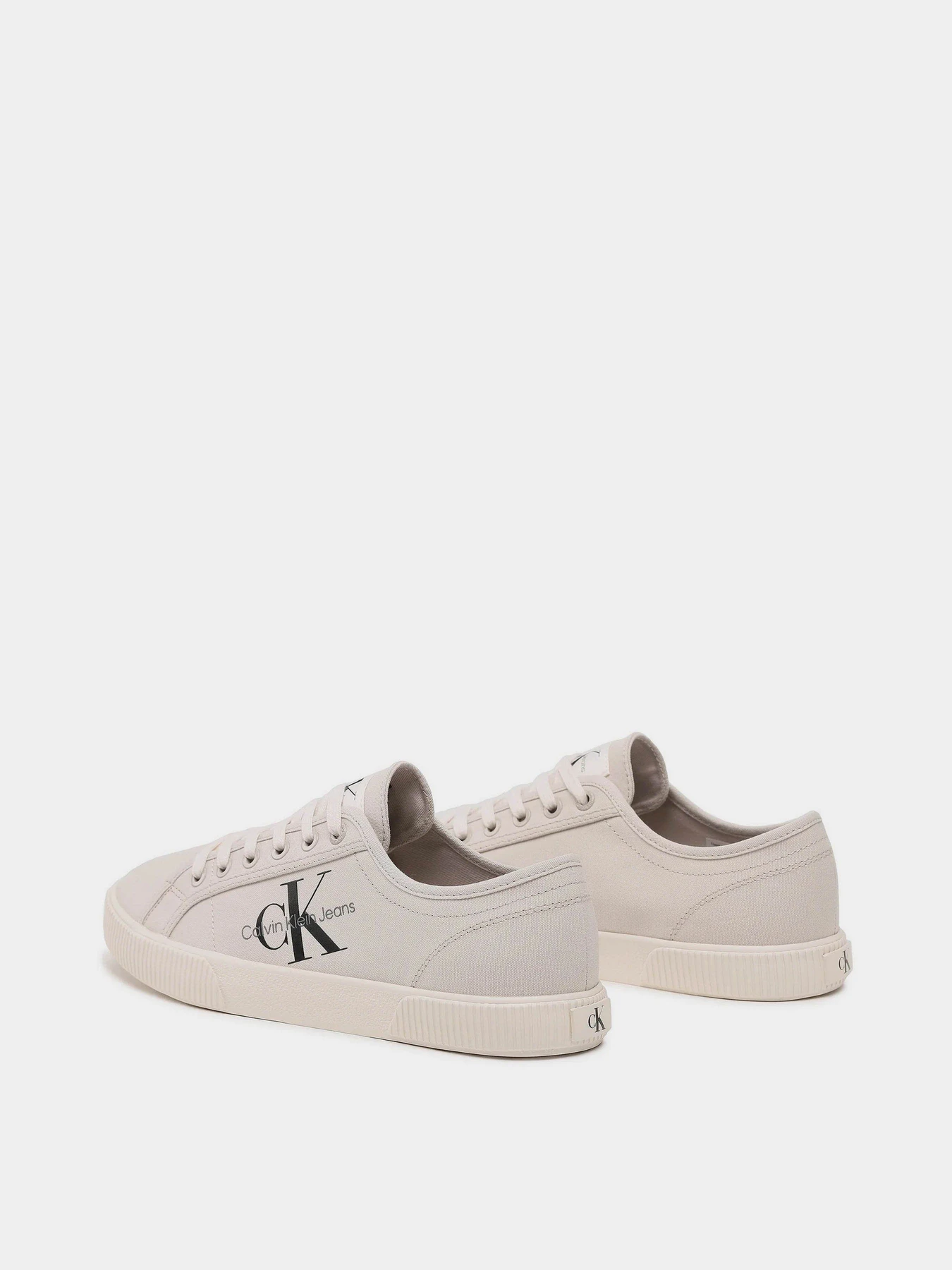 Кеди Calvin Klein Essential Vulcanized 1 модель YM0YM00306-0F6 Кеди Calvin Klein Essential Vulcanized 1 модель YM0YM00306-0F6 Фото