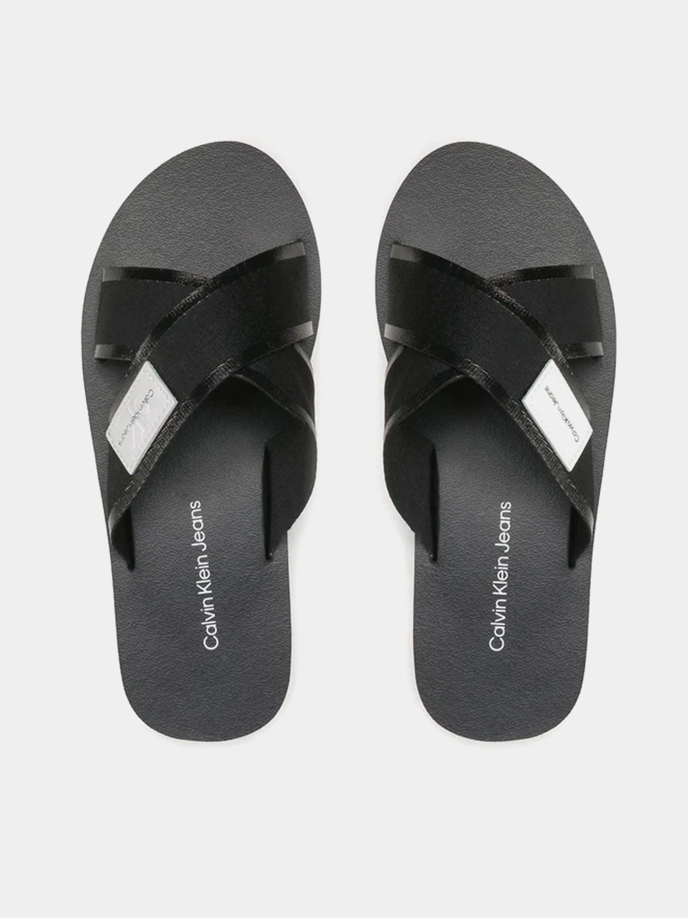 Шльопанці Calvin Klein Crisscros Badge модель YM0YM00641-BDS Фото