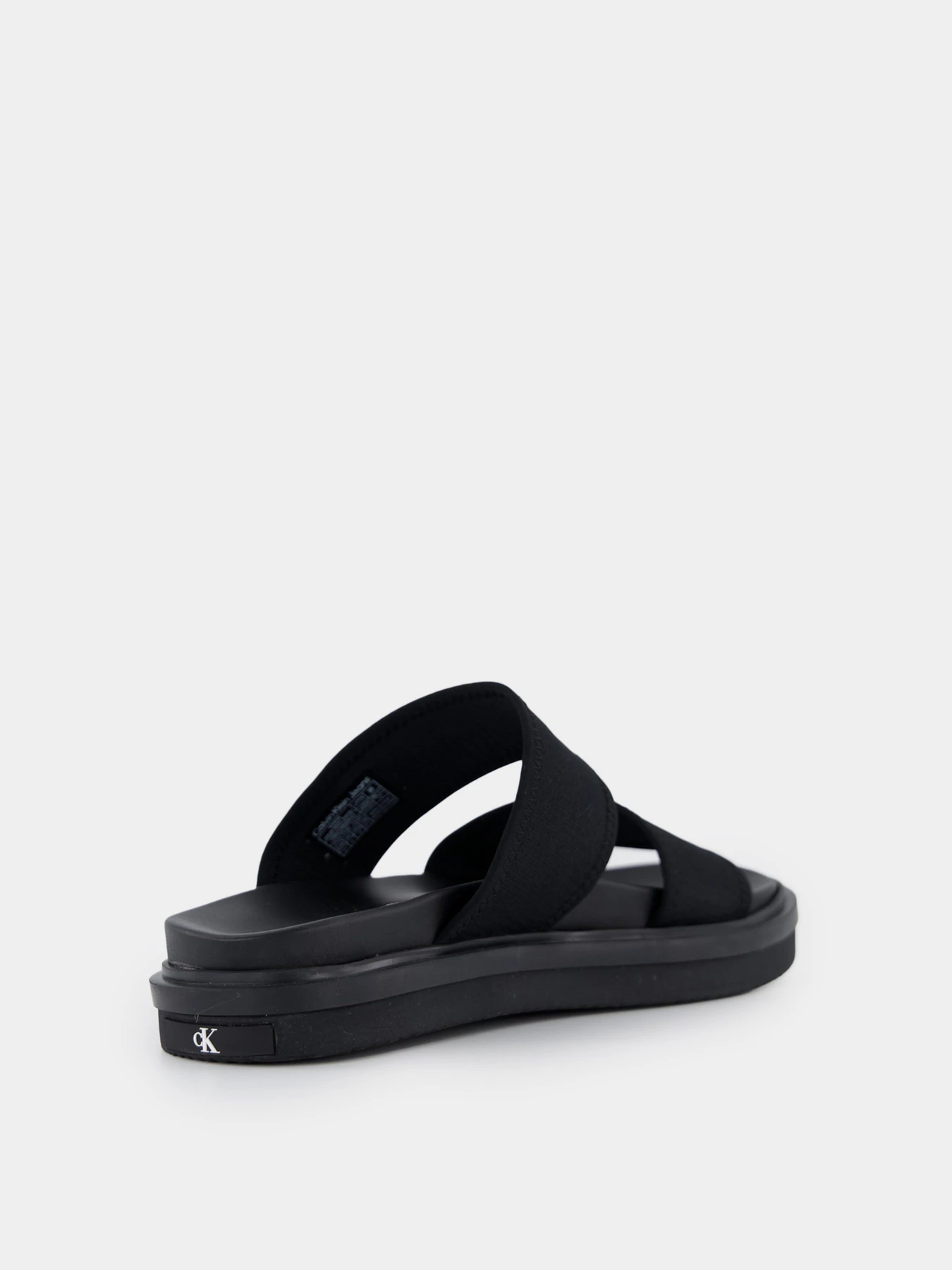 Шльопанці Calvin Klein Sandal Doublebar Badge модель YM0YM00642-BDS Шльопанці Calvin Klein Sandal Doublebar Badge модель YM0YM00642-BDS Фото