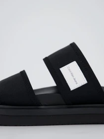 Шльопанці Calvin Klein Sandal Doublebar Badge модель YM0YM00642-BDS Фото