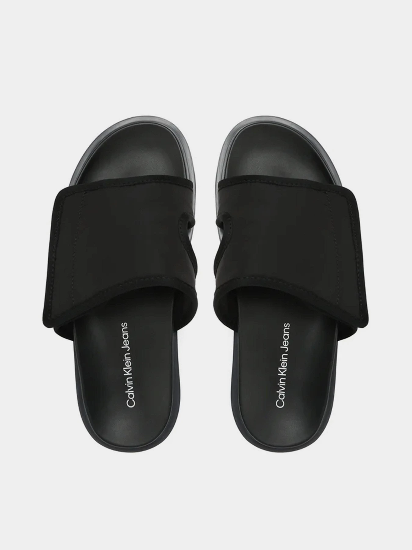 Шльопанці Calvin Klein Sandal Slide Softny модель YM0YM00644-0GP Фото