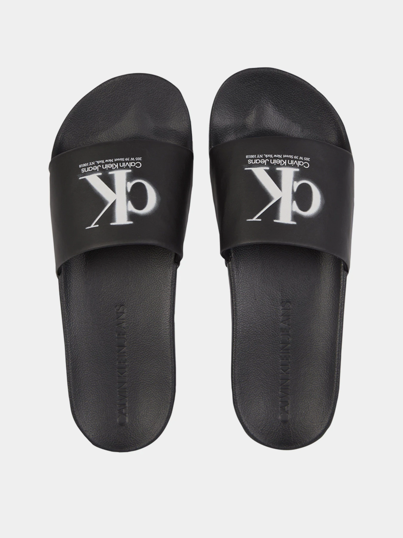 Шлёпанцы Calvin Klein модель YM0YM00662-BDS Шлёпанцы Calvin Klein модель YM0YM00662-BDS Фото