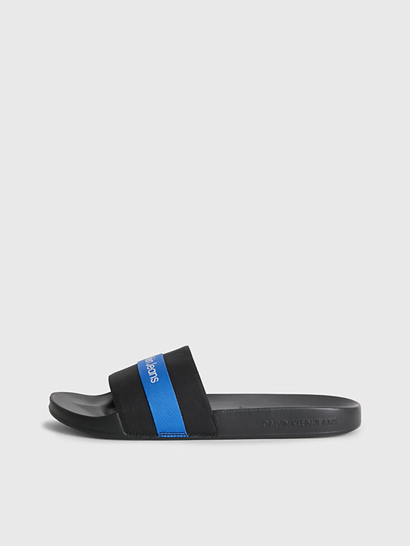 Шлёпанцы Calvin Klein Slide Webbing модель YM0YM00663-0GP Шлёпанцы Calvin Klein Slide Webbing модель YM0YM00663-0GP Фото