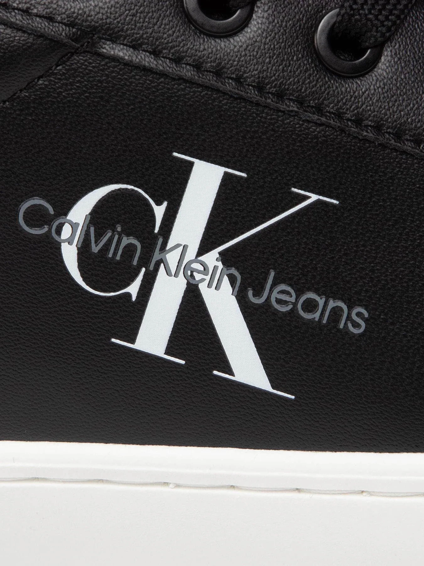 Кеды Calvin Klein Classic Cupsole Laceup Low Lth модель YM0YM00491-BDS Кеды Calvin Klein Classic Cupsole Laceup Low Lth модель YM0YM00491-BDS Фото