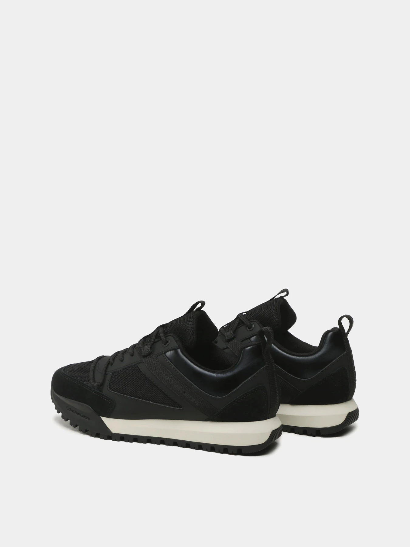 Кросівки Calvin Klein Toothy Runner Low Laceup Mix модель YM0YM00710-BEH Кросівки Calvin Klein Toothy Runner Low Laceup Mix модель YM0YM00710-BEH Фото