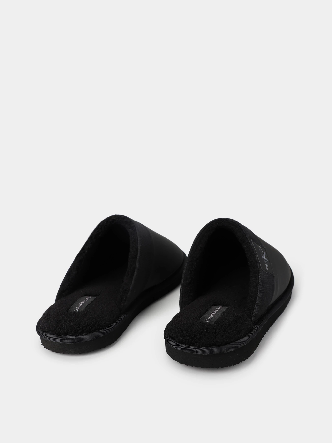 Капці Calvin Klein Faux Leather Mule Slippers модель YM0YM00758-00T Фото