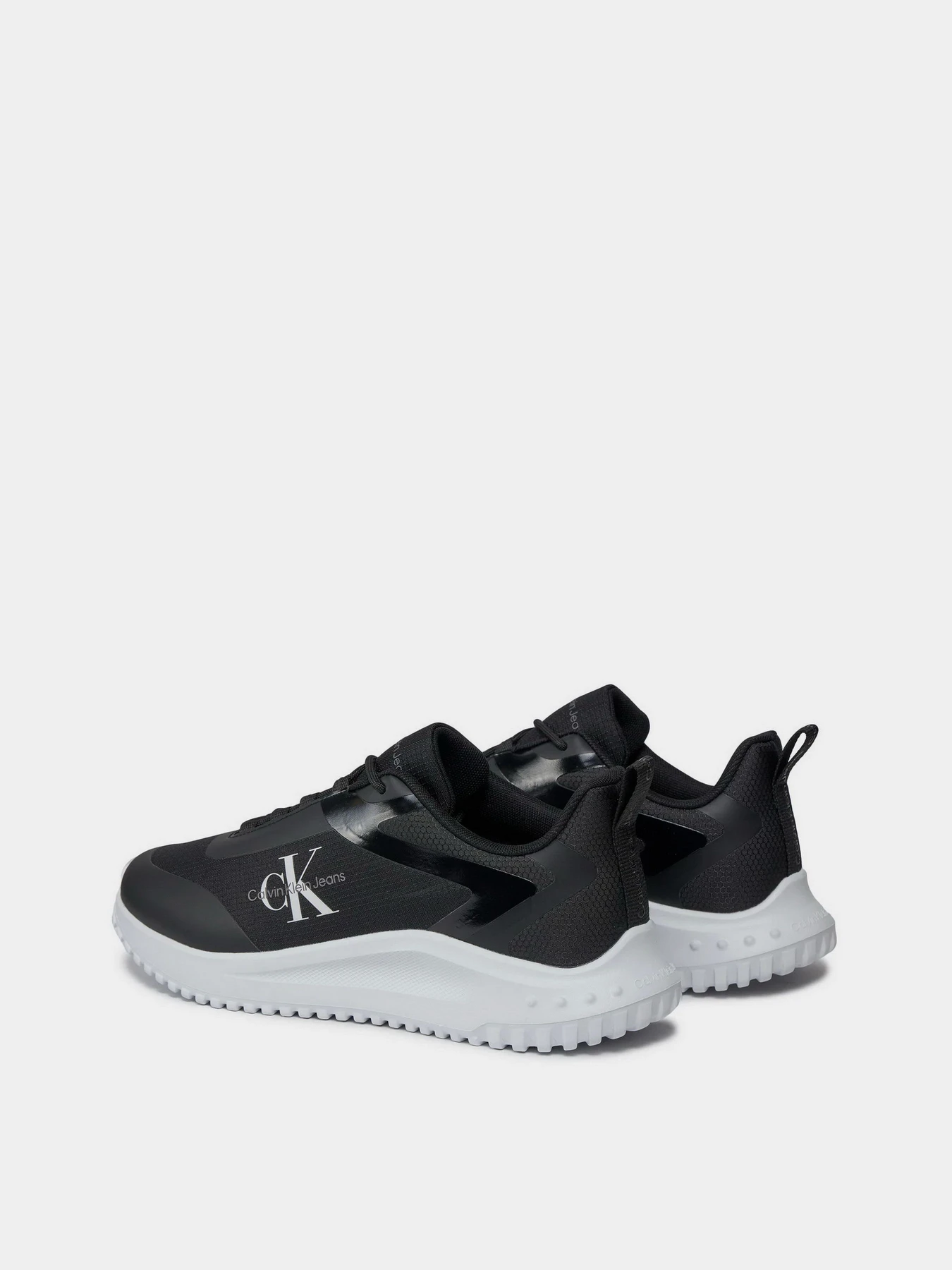 Кроссовки Calvin Klein Eva Runner Low Lace Ml Mix модель YM0YM00968-0GM Фото