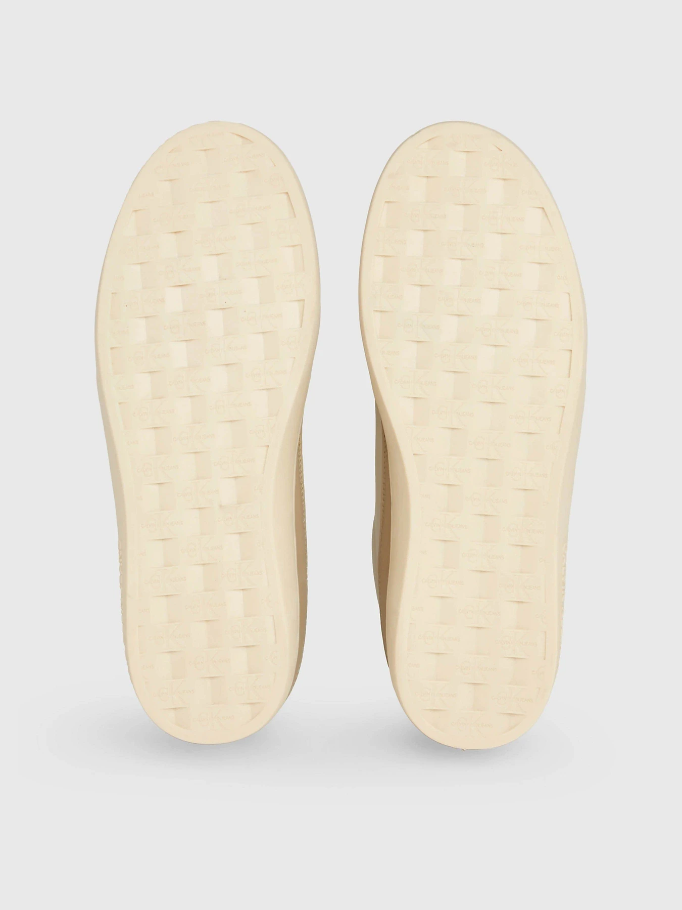 Кеды Calvin Klein Classic Cupsole Low Lth Ml модель YM0YM00885-02Y Кеды Calvin Klein Classic Cupsole Low Lth Ml модель YM0YM00885-02Y Фото