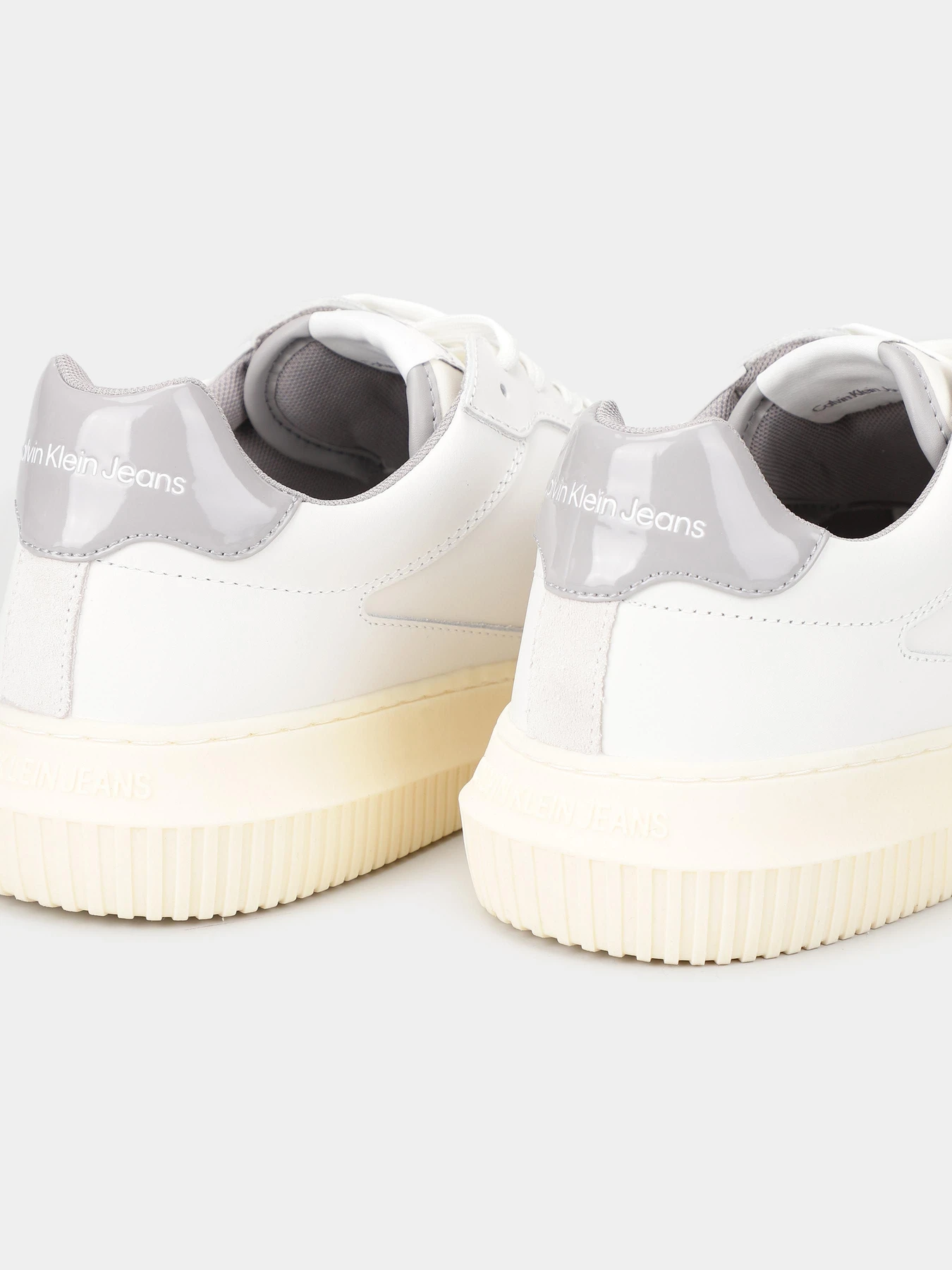 Кросівки Calvin Klein Chunky Cupsole Lth Nbs Dc модель YM0YM00897-01W Кросівки Calvin Klein Chunky Cupsole Lth Nbs Dc модель YM0YM00897-01W Фото