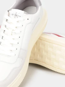 Кросівки Calvin Klein Chunky Cupsole Lth Nbs Dc модель YM0YM00897-01W Фото