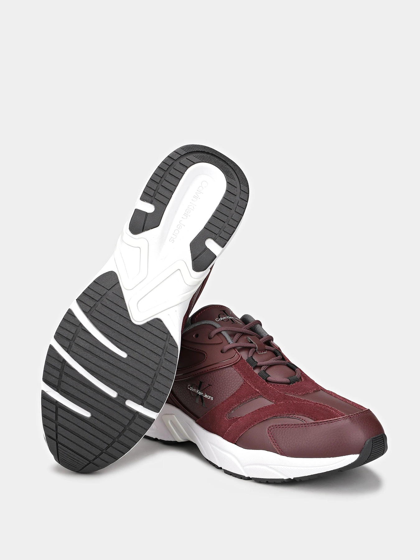 Кросівки Calvin Klein Leather Trainers модель YM0YM01103-0KX Кросівки Calvin Klein Leather Trainers модель YM0YM01103-0KX Фото