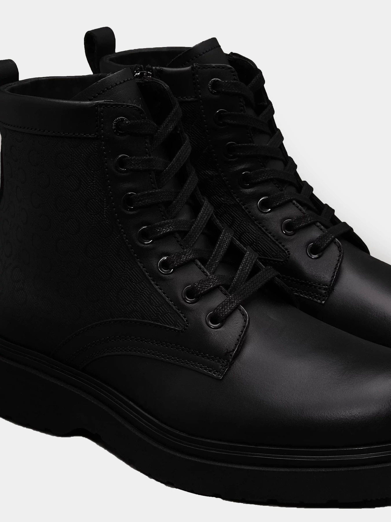 Черевики та чоботи Calvin Klein Lace Up Boot модель HM0HM01580-0GR Фото