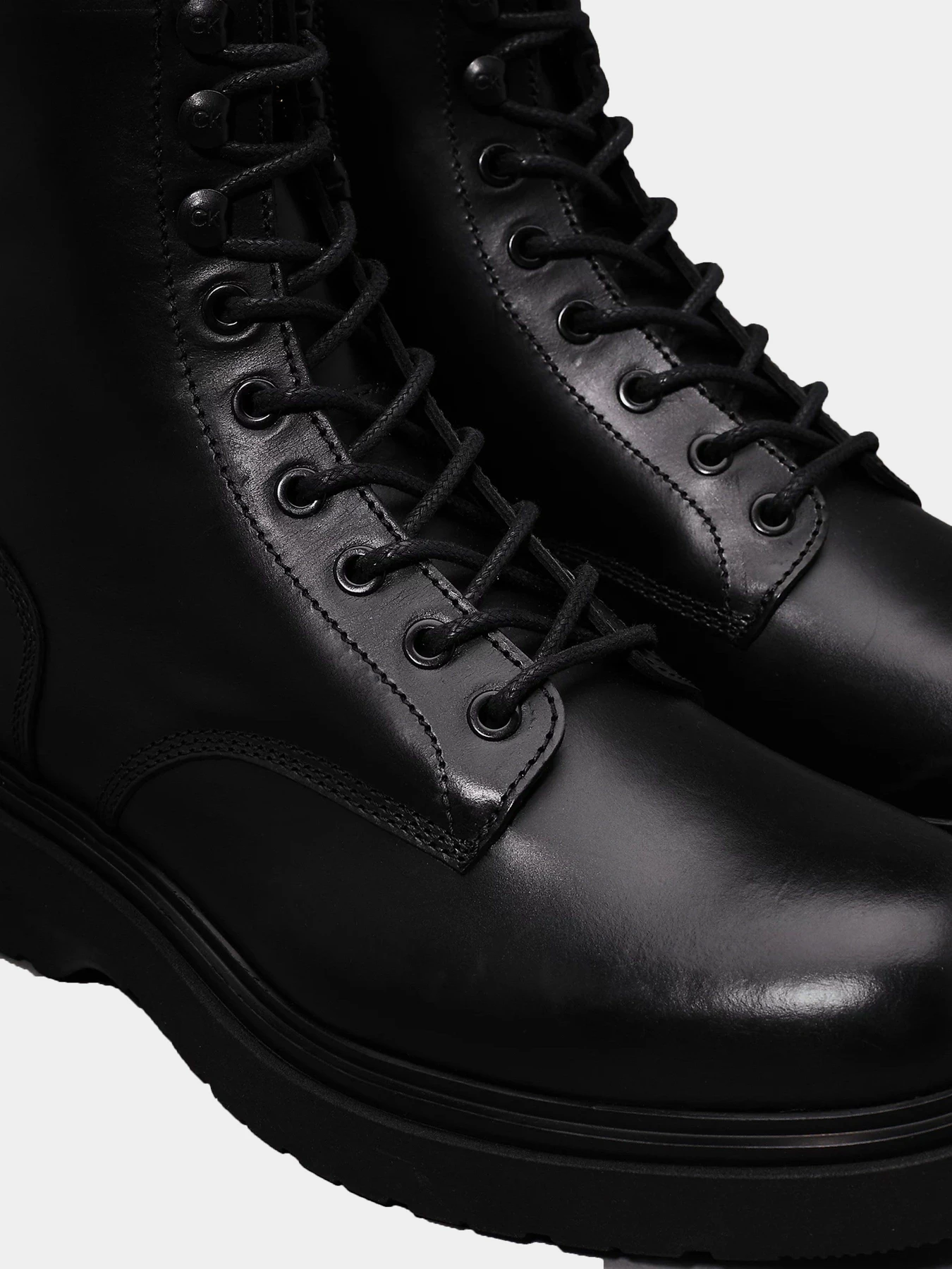 Черевики та чоботи Calvin Klein Lace Up Boot модель HM0HM01575-BEH Черевики та чоботи Calvin Klein Lace Up Boot модель HM0HM01575-BEH Фото