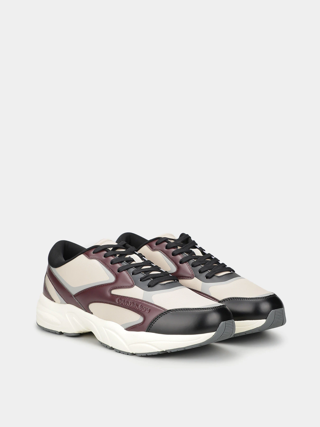 Кросівки Calvin Klein Retro Tennis Low Multilayer модель YM0YM01104-0L4 Кросівки Calvin Klein Retro Tennis Low Multilayer модель YM0YM01104-0L4 Фото