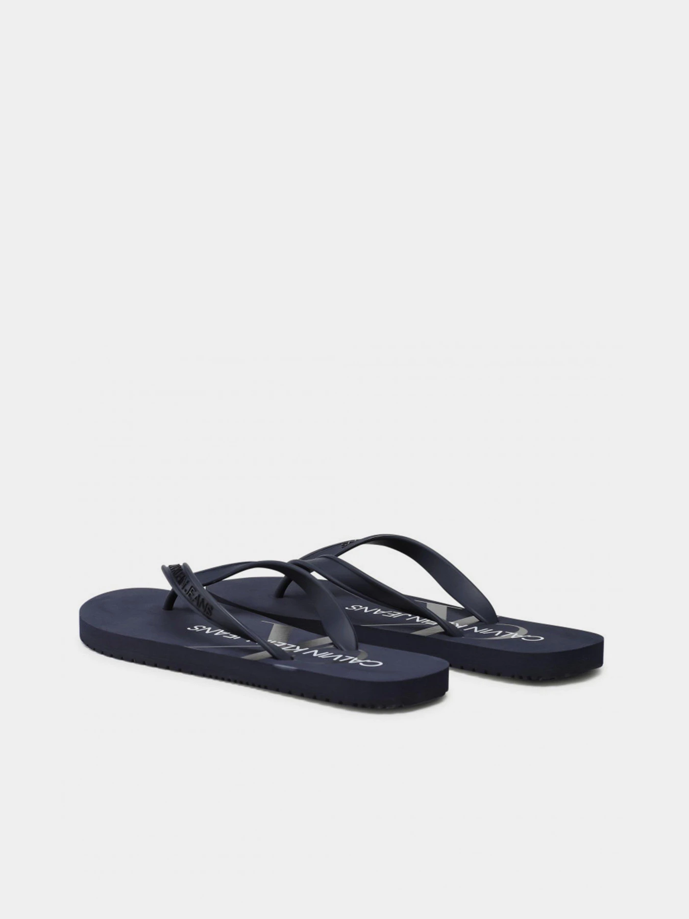 Шльопанці Calvin Klein Beach Sandal Monogram Tpu модель YM0YM00055-CHW Шльопанці Calvin Klein Beach Sandal Monogram Tpu модель YM0YM00055-CHW Фото