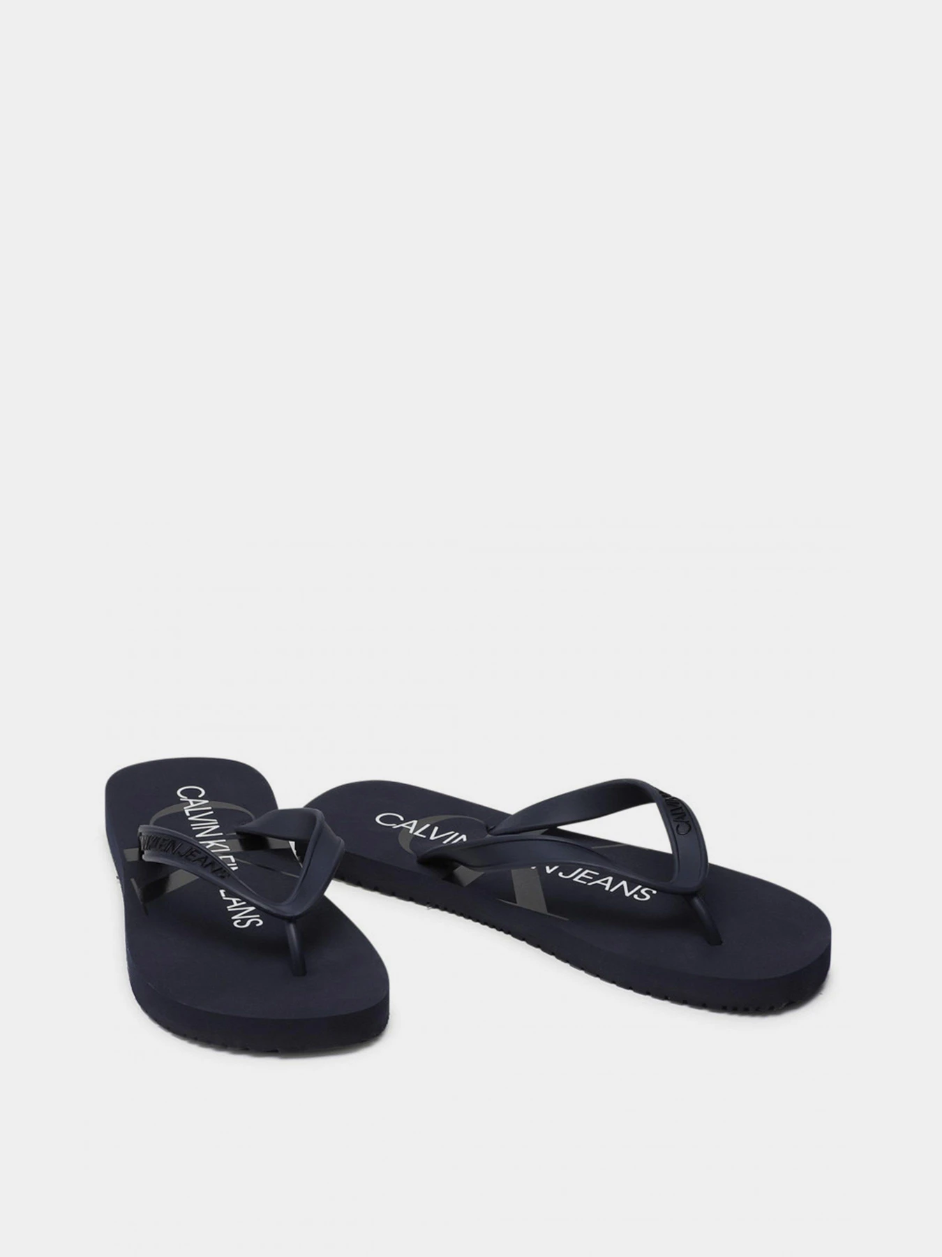 Шльопанці Calvin Klein Beach Sandal Monogram Tpu модель YM0YM00055-CHW Шльопанці Calvin Klein Beach Sandal Monogram Tpu модель YM0YM00055-CHW Фото