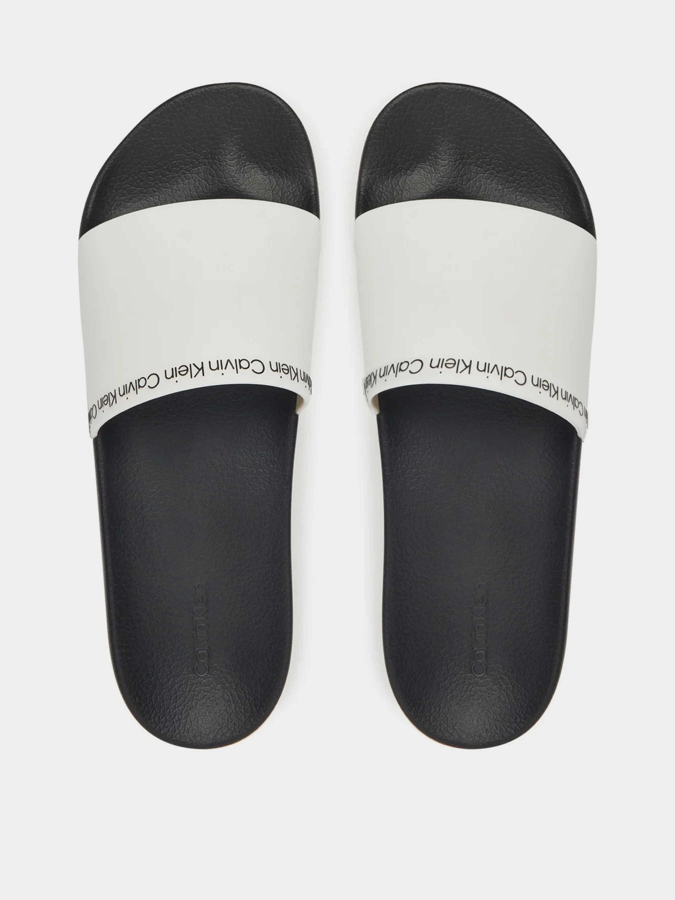 Шлёпанцы Calvin Klein модель HM0HM00981-03A Шлёпанцы Calvin Klein модель HM0HM00981-03A Фото